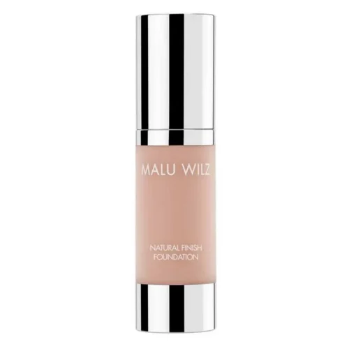 foto base de maquillaje natural finish 13 vanilla malu wilz
