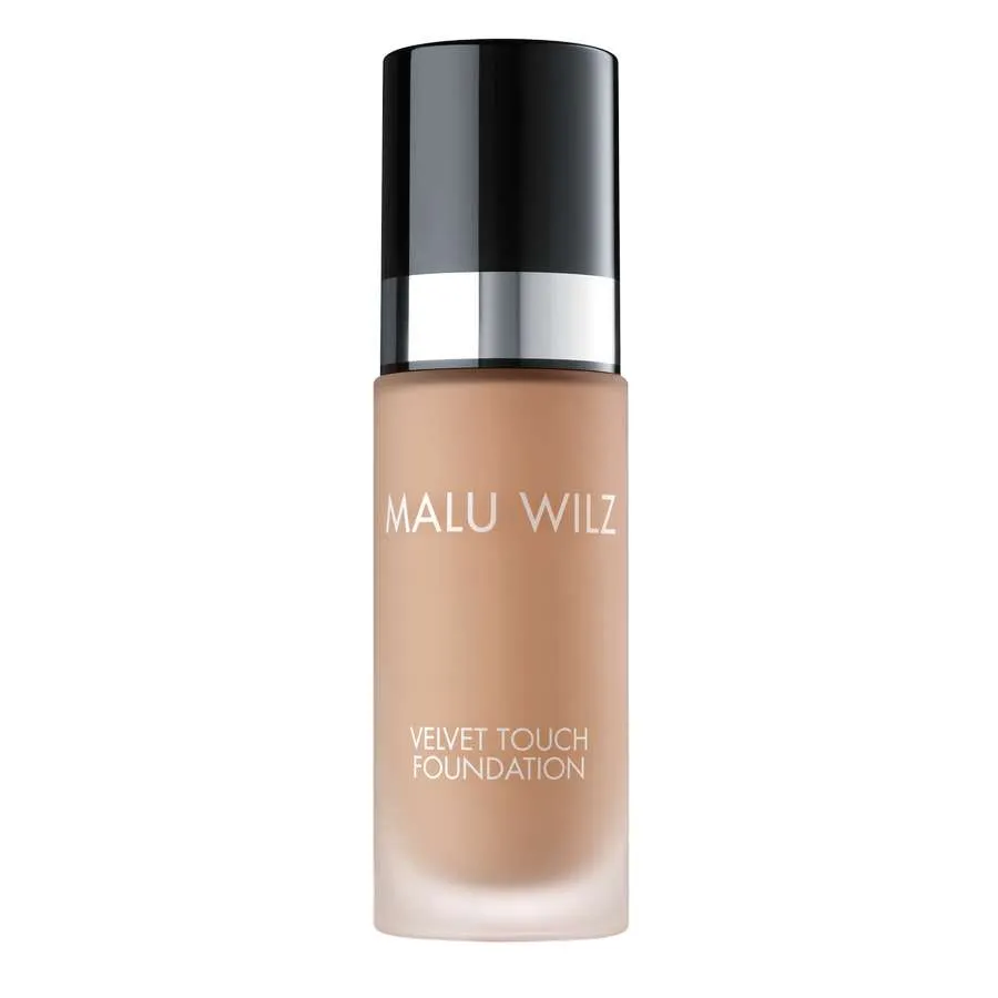 foto base de maquillaje velvet touch 18 very deep honey malu wilz