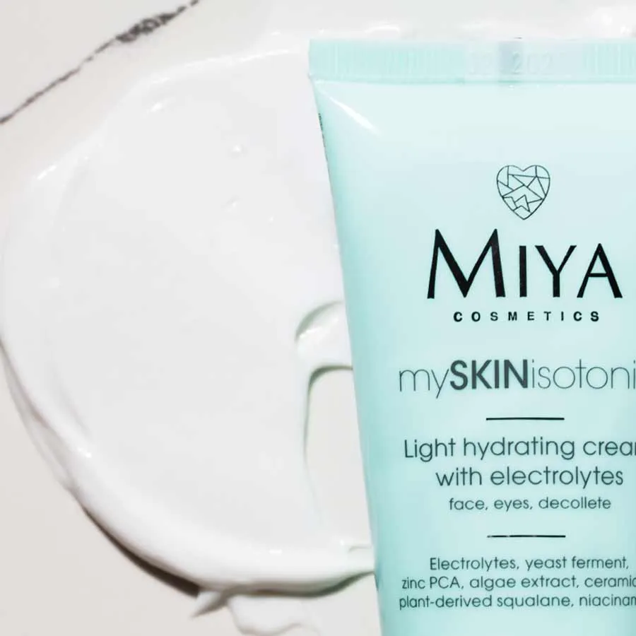 foto crema ligera con electrolitos myskinisotonic miya 1