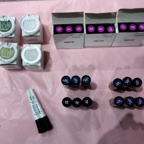 35 Maquillaje variado Miyo - Lote N163