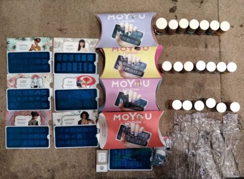 30 Esmaltes y placas estamping uñas MoYou - Lote N59
