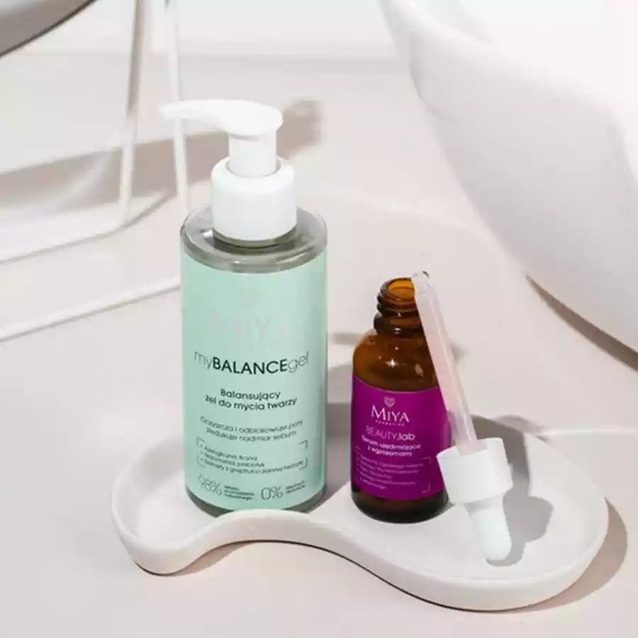 imagen serum reafirmante con exosomas beautylab miya cosmetics bodegon